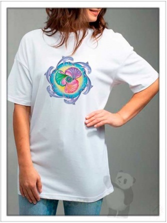 Терморисунок с Дельфинами на женской футболке (Тюрин А.А.) фото